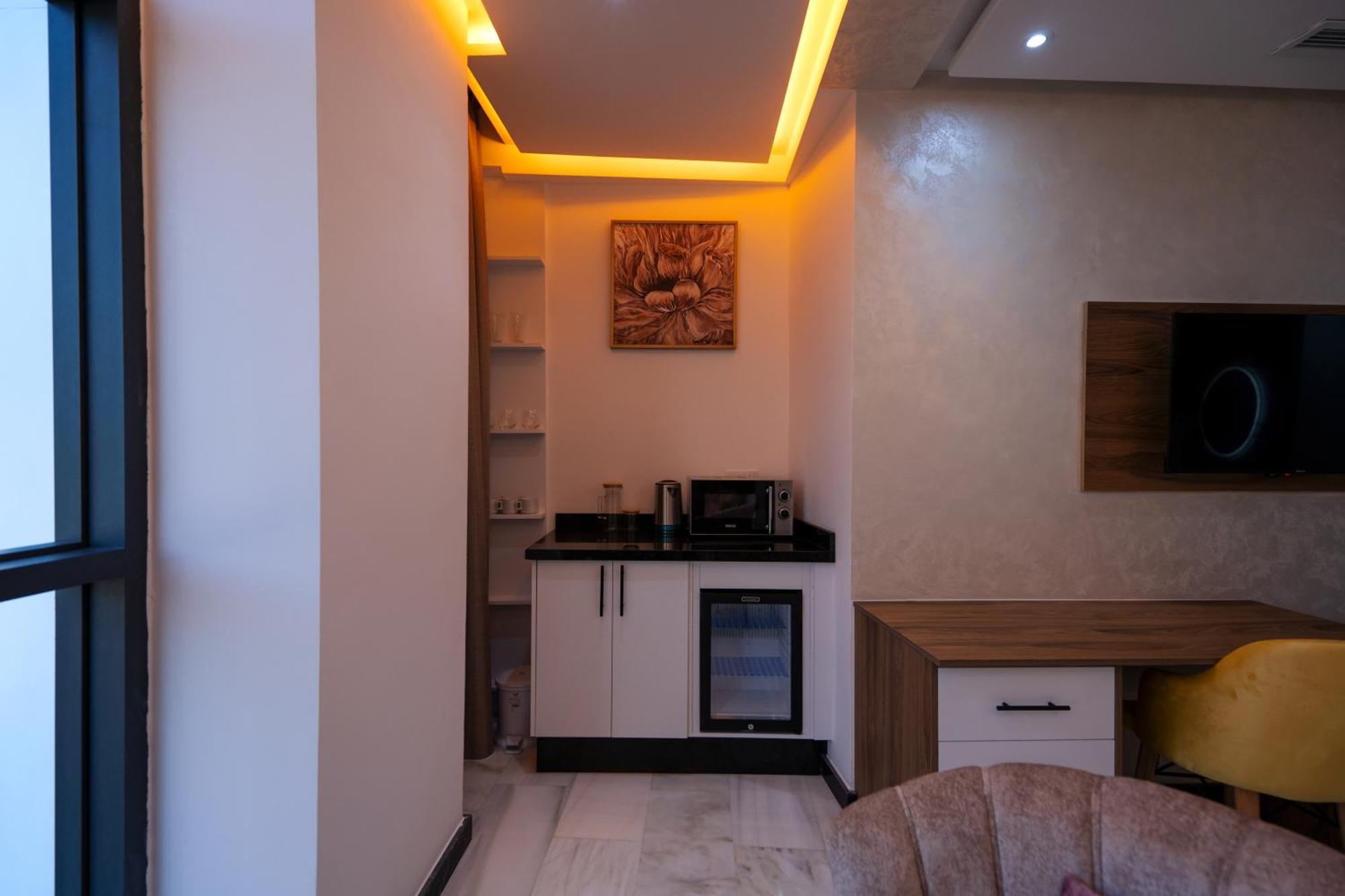 Immoka Suites Танжер Экстерьер фото